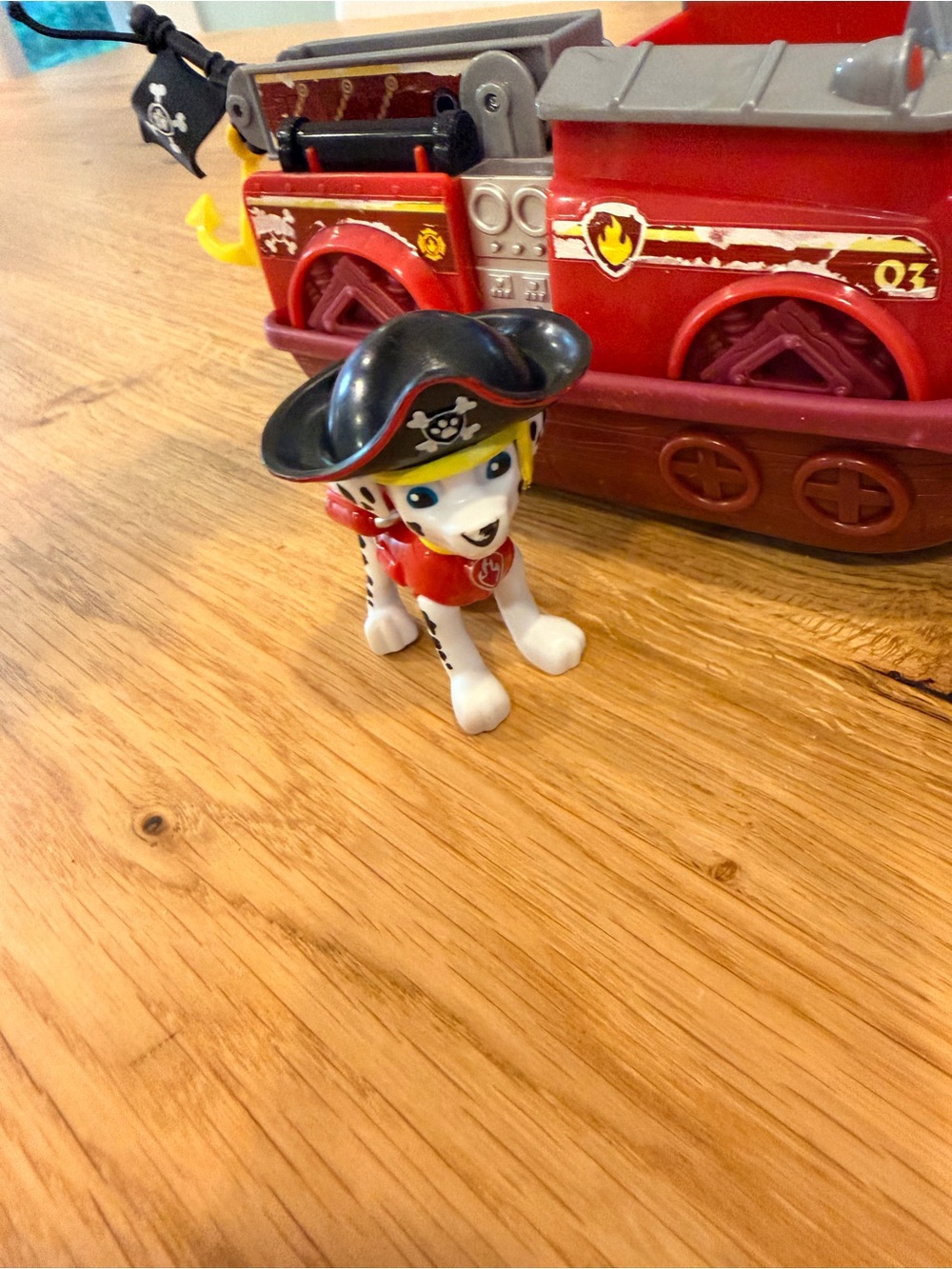 PAW Patrol Pirate Pups Marshall Fire Boat + pup